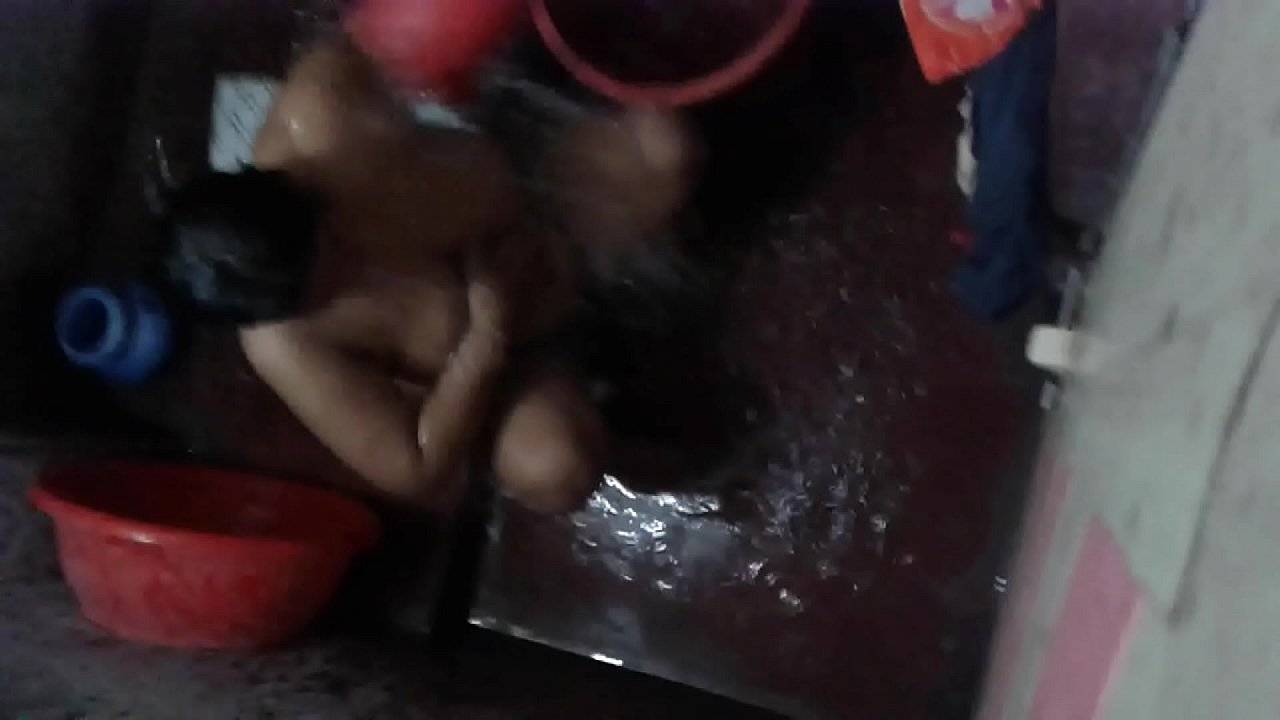 hidden cam indian bath sex photo